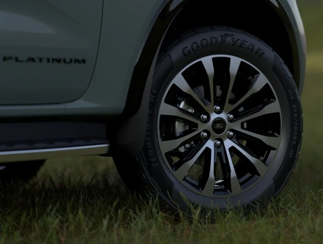 Mâm hợp kim nhôm 21 inch độc quyền trên Ford Everest Platinum+ 2.3L EcoBoost